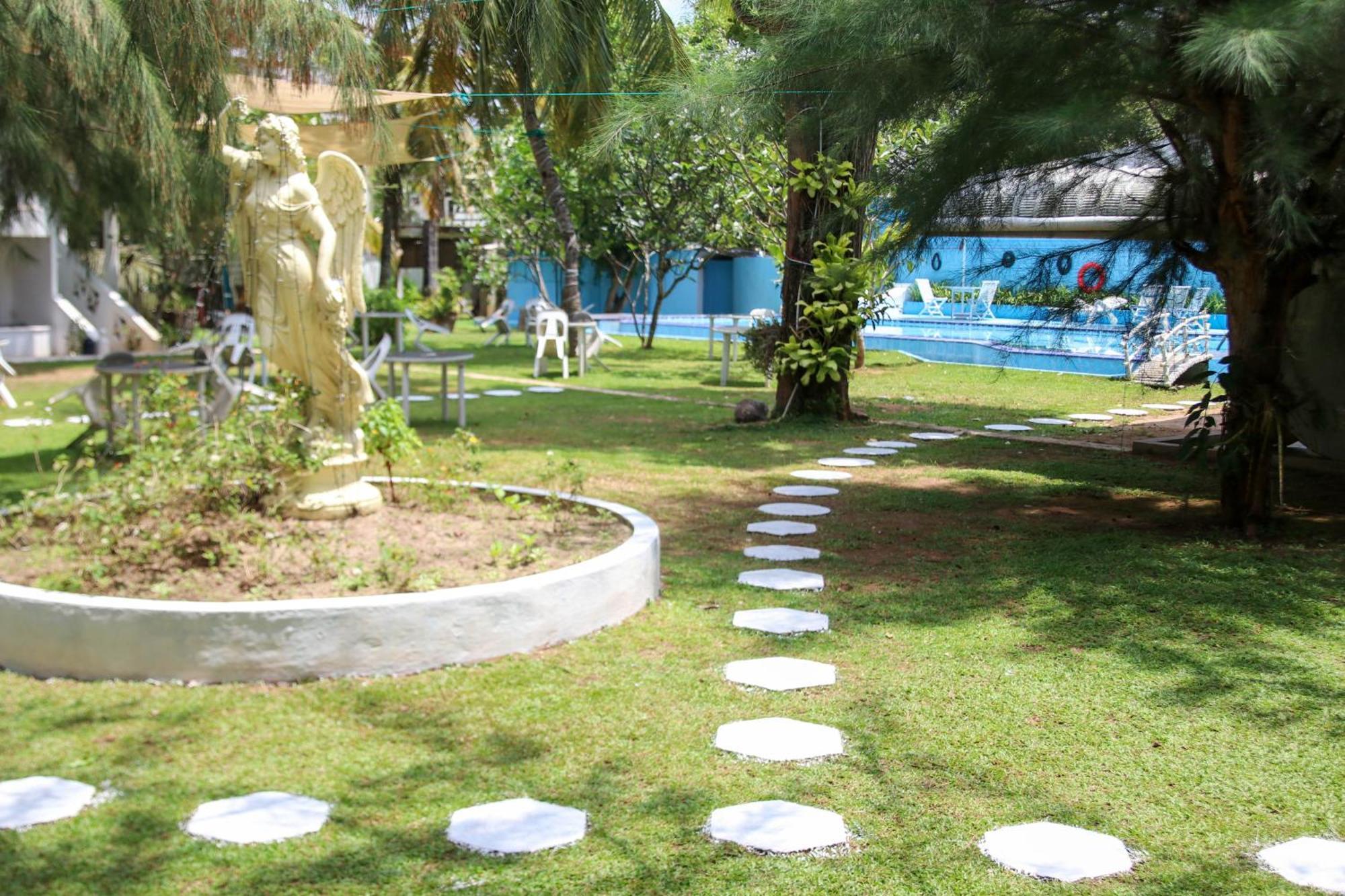 The Kings Bay Hotel By Silvas Negombo Zewnętrze zdjęcie