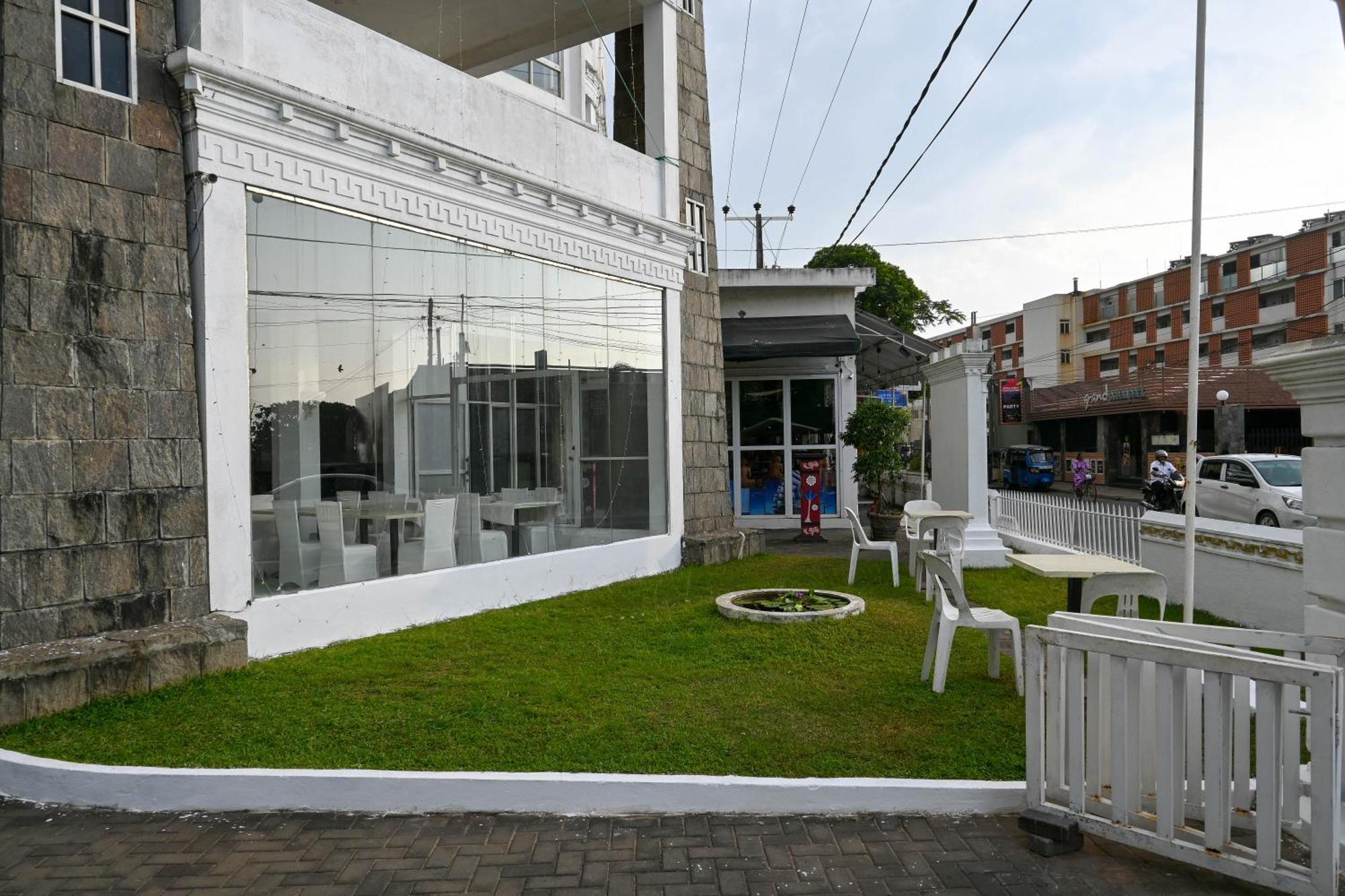 The Kings Bay Hotel By Silvas Negombo Zewnętrze zdjęcie