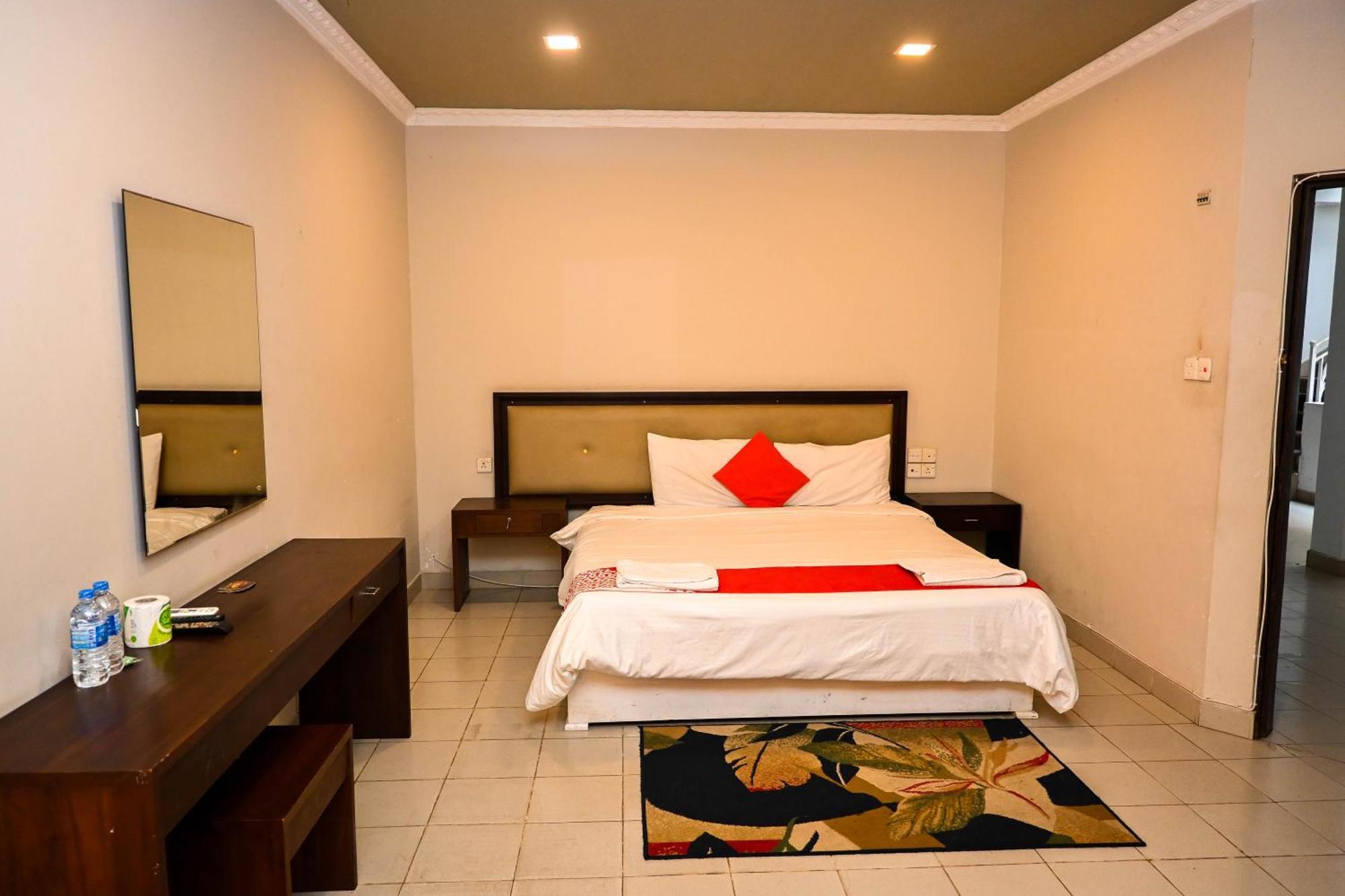 The Kings Bay Hotel By Silvas Negombo Zewnętrze zdjęcie