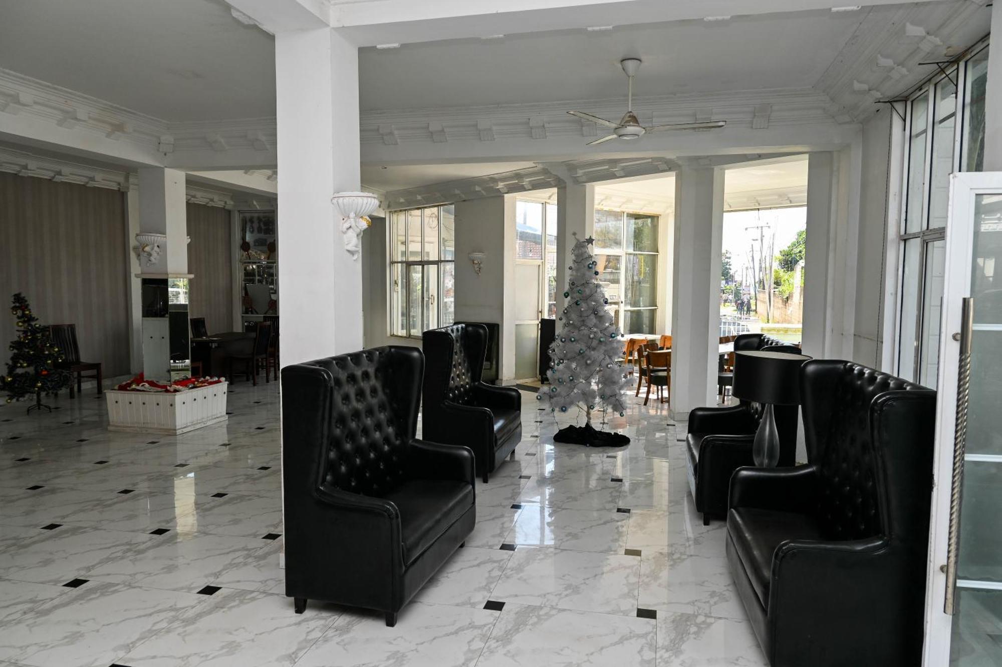 The Kings Bay Hotel By Silvas Negombo Zewnętrze zdjęcie
