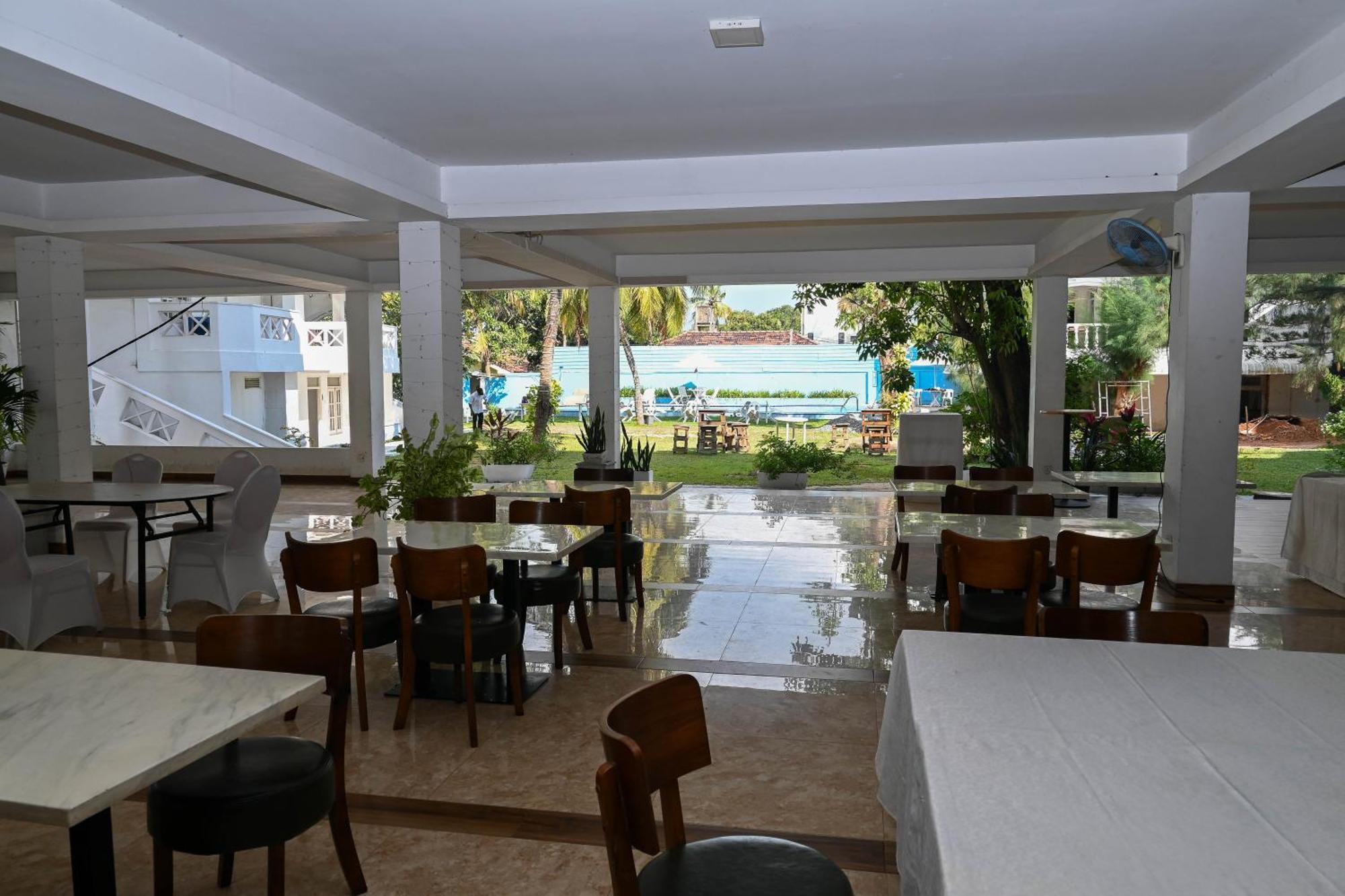 The Kings Bay Hotel By Silvas Negombo Zewnętrze zdjęcie