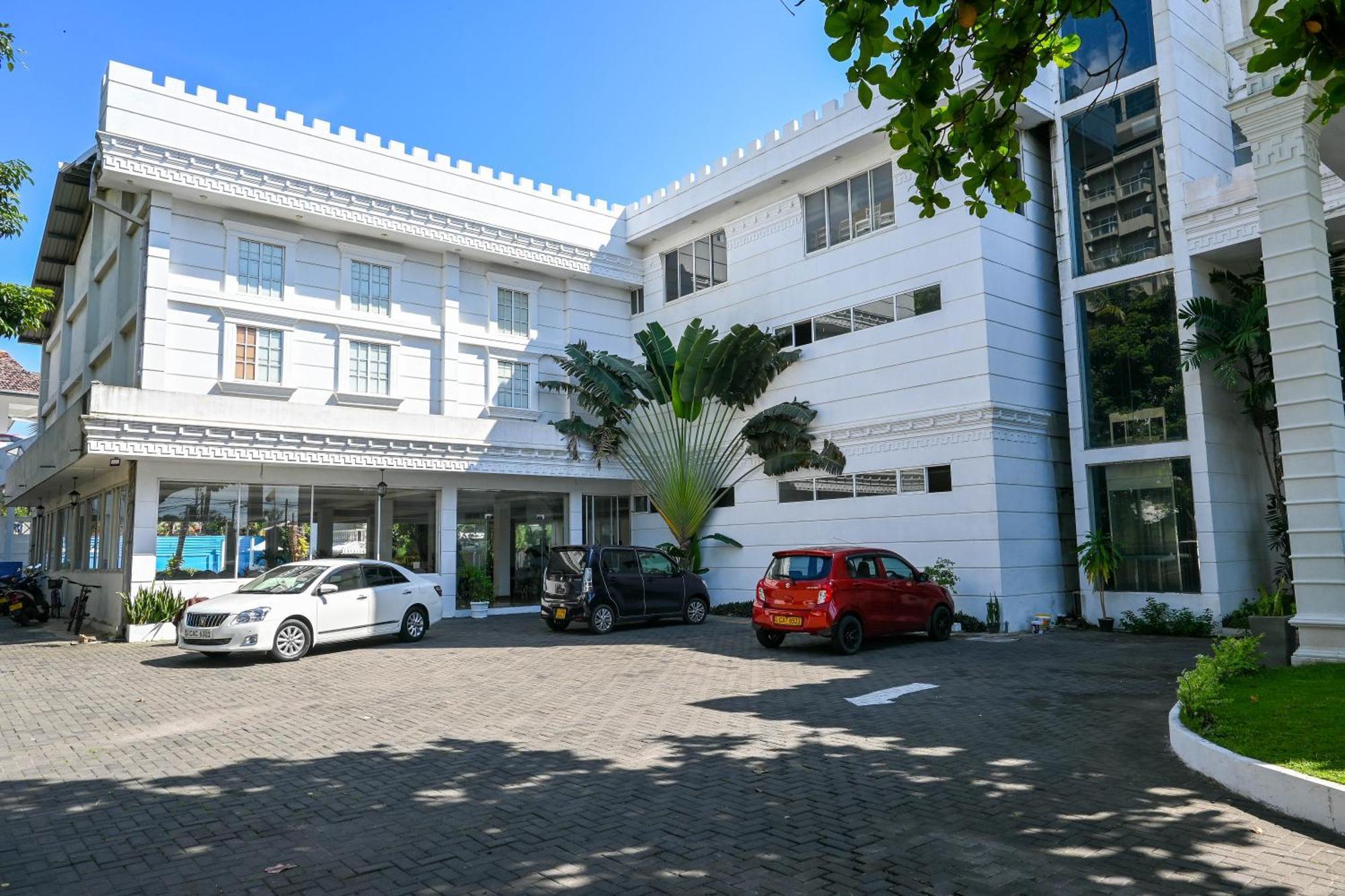The Kings Bay Hotel By Silvas Negombo Zewnętrze zdjęcie